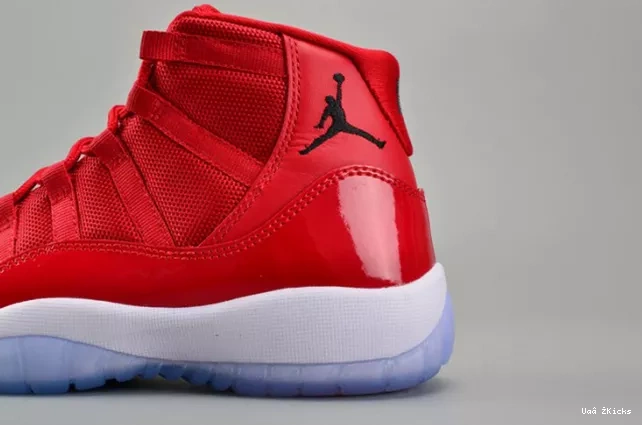 (GS) 637 WellDesigned RETRO BG JORDAN 11 734 AIR 1023